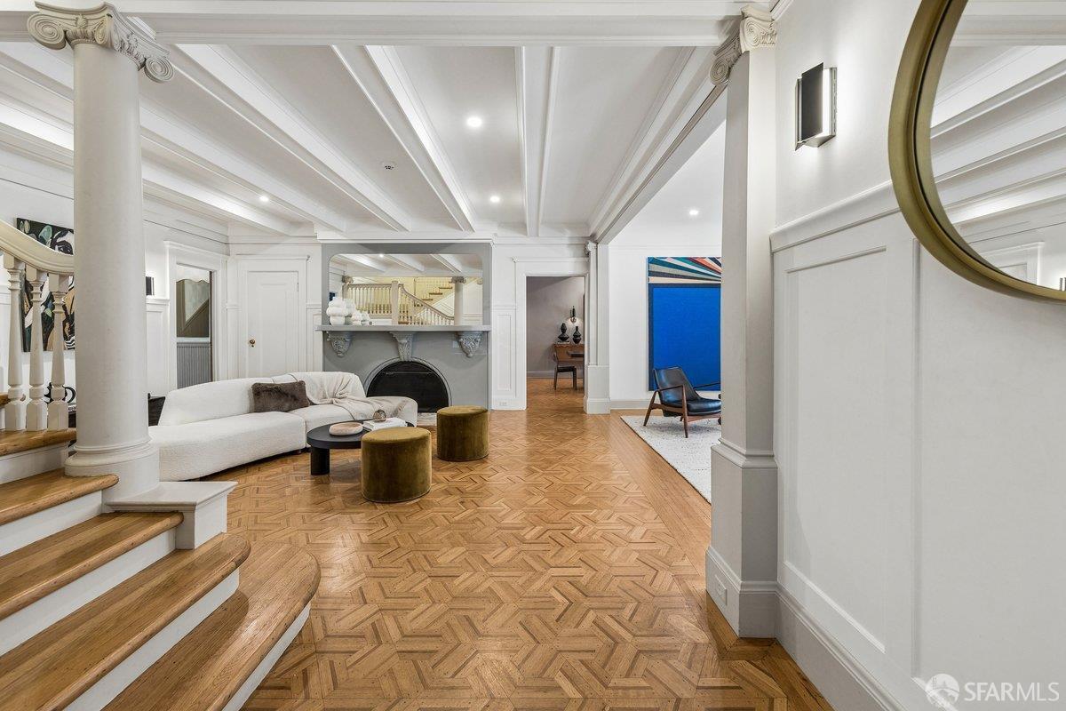 2196 Jackson St, San Francisco, CA 94115 — 5 bed, 4.5 bath luxury property