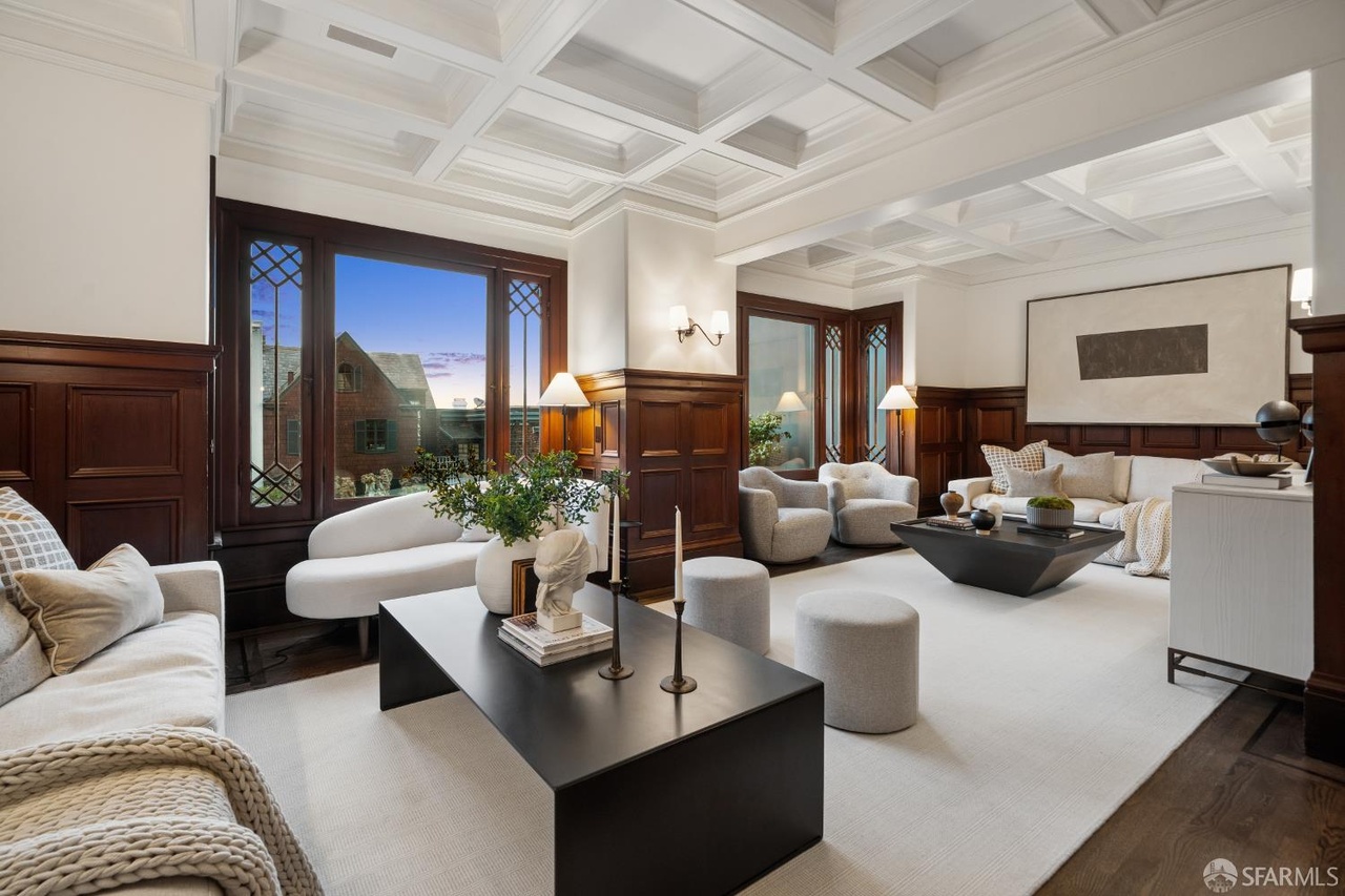 2535 Vallejo St, San Francisco, CA 94123 — 3 bed, 4 bath luxury property